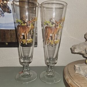 Deer Design Glass Flutes Vintage- Set